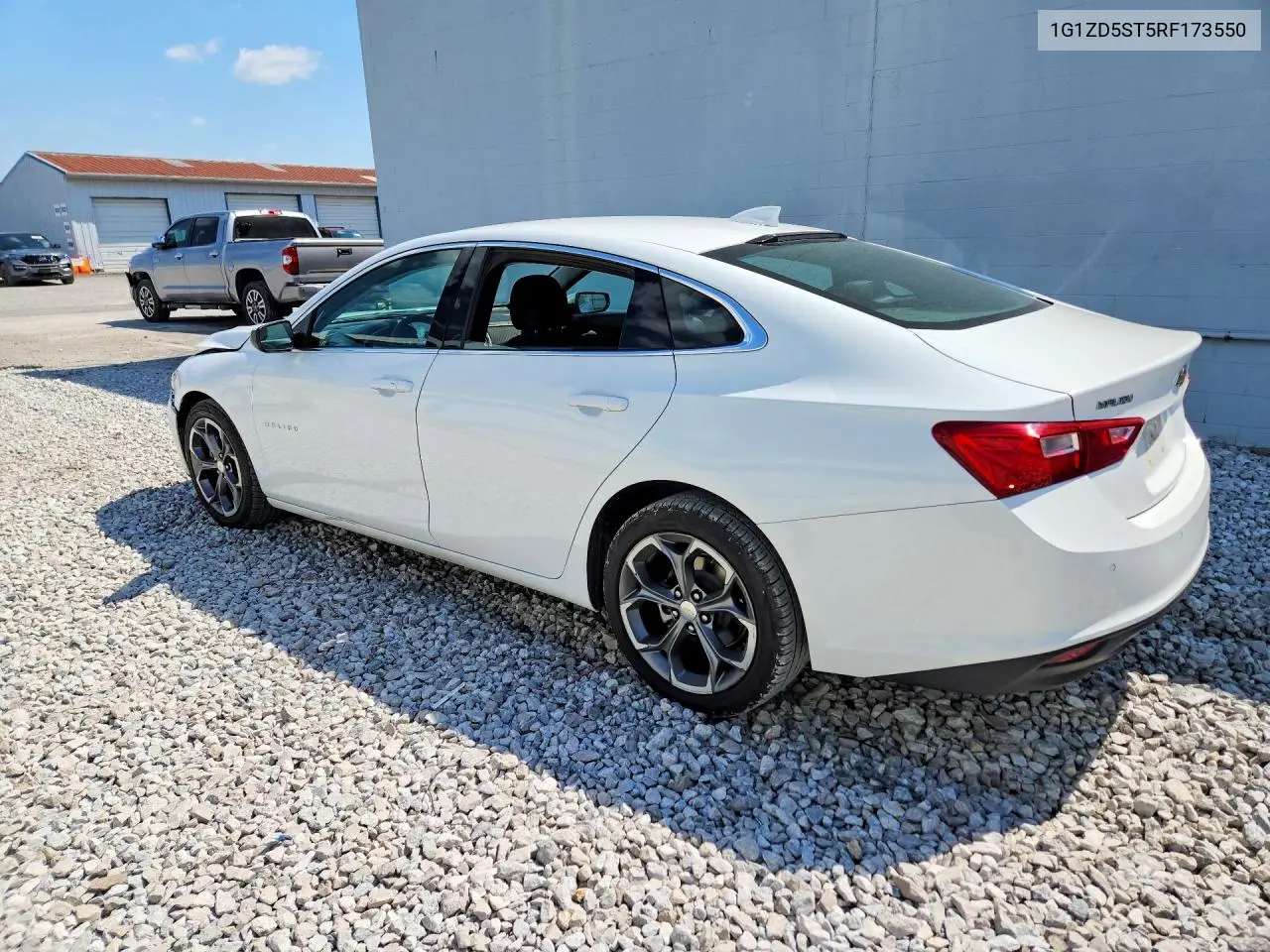 2024 CHEVROLET MALIBU VIN 1G1ZD5ST5RF173550 — фото 2