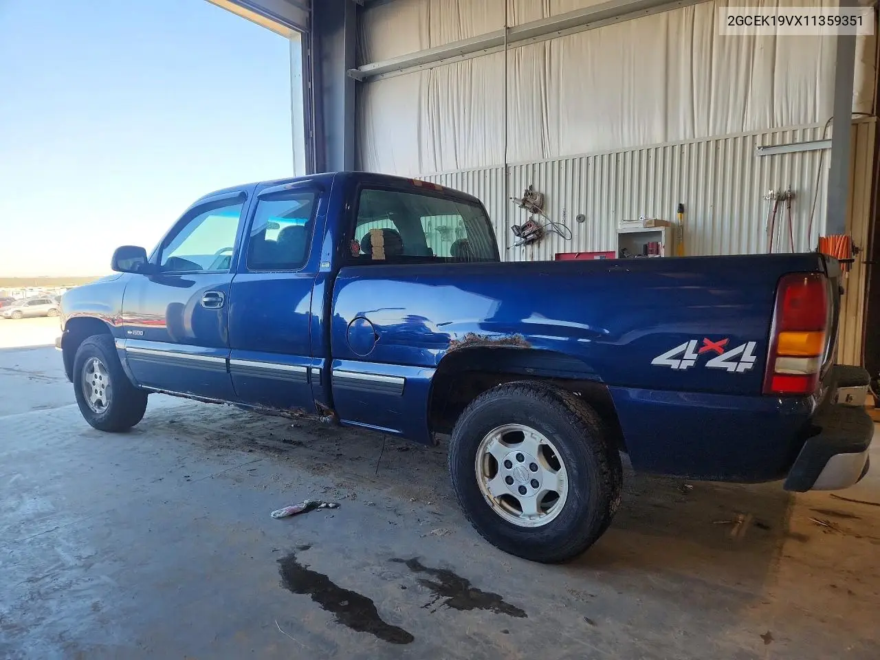 2001 CHEVROLET SILVERADO VIN 2GCEK19VX11359351 — фото 2