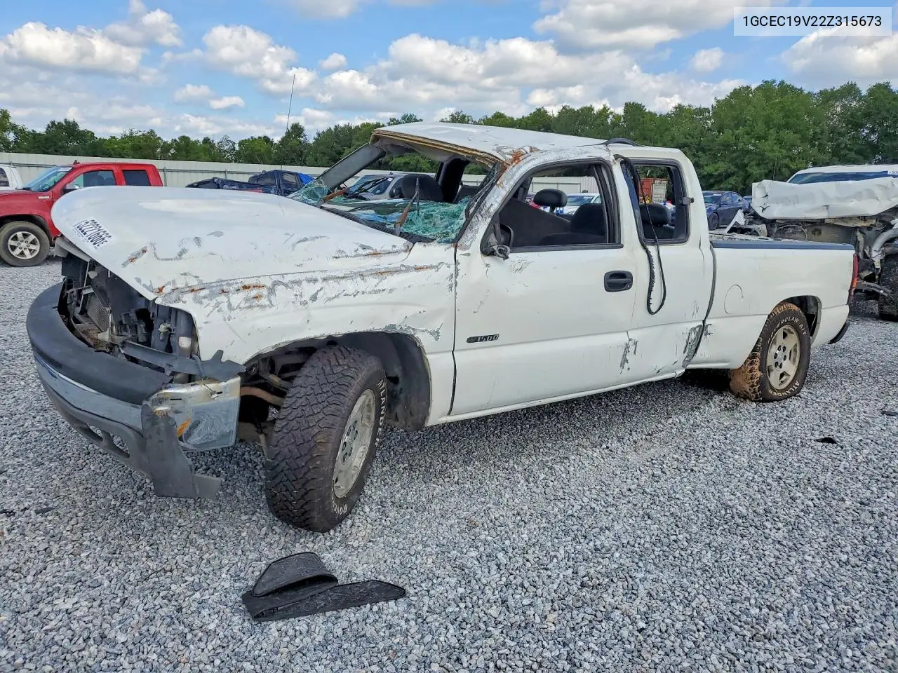 CHEVROLET SILVERADO 2002, VIN 1GCEC19V22Z315673