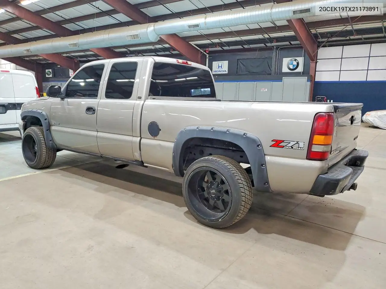 2002 CHEVROLET SILVERADO VIN 2GCEK19TX21173891 — фото 2