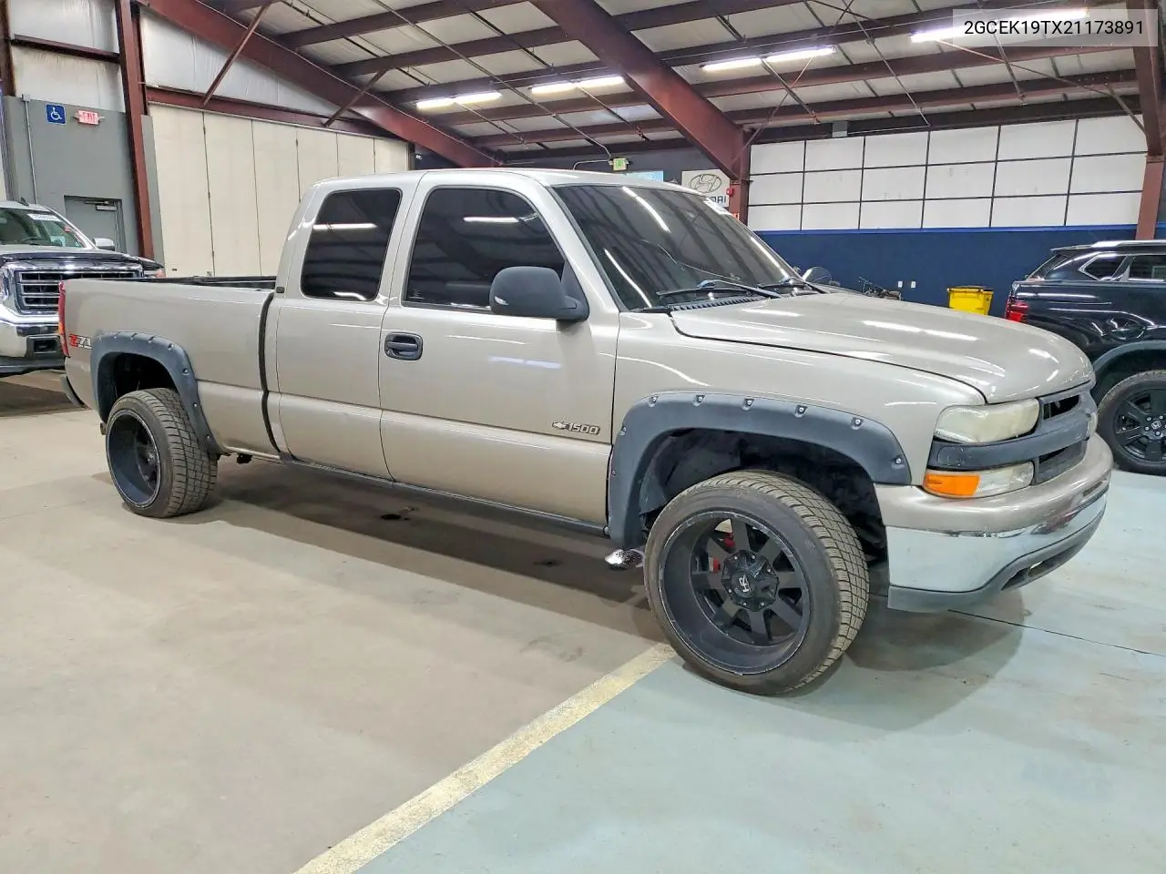 2002 CHEVROLET SILVERADO VIN 2GCEK19TX21173891 — фото 4