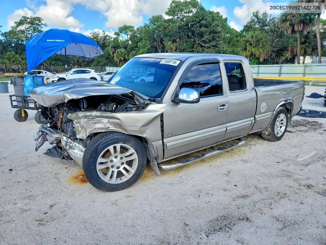 CHEVROLET SILVERADO 2002, VIN 2GCEC19V921422776