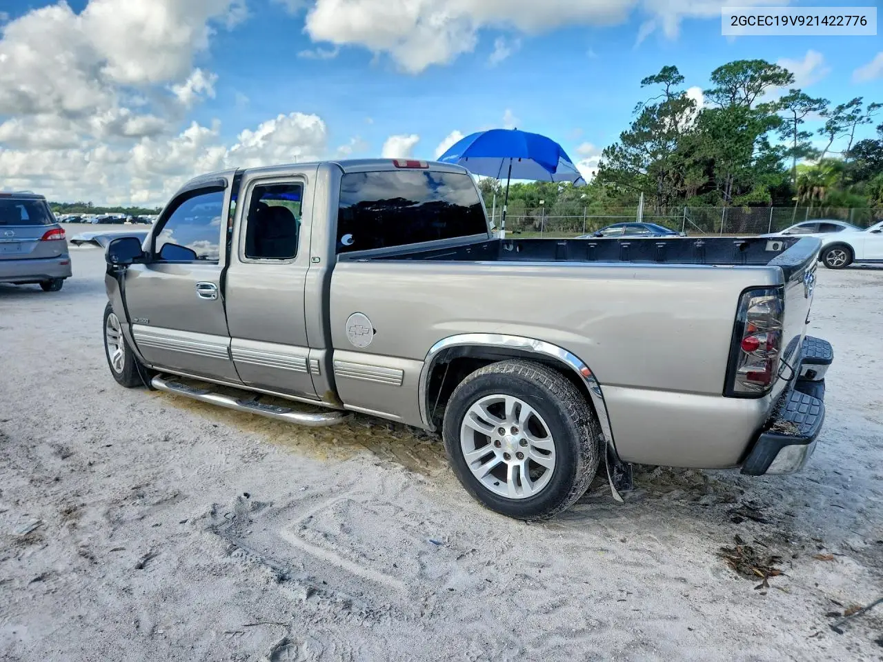 2002 CHEVROLET SILVERADO VIN 2GCEC19V921422776 — фото 2