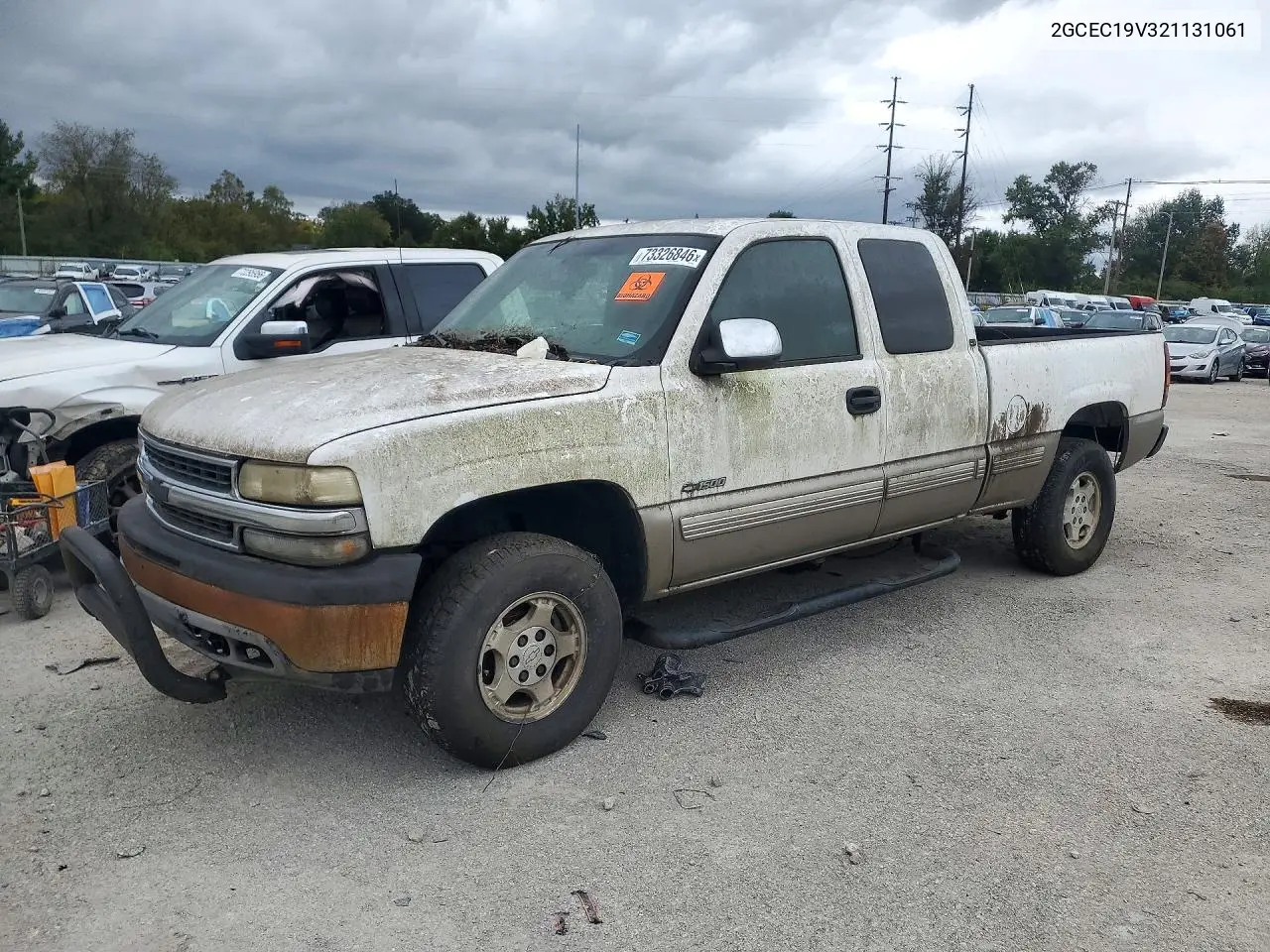 CHEVROLET SILVERADO 2002, VIN 2GCEC19V321131061