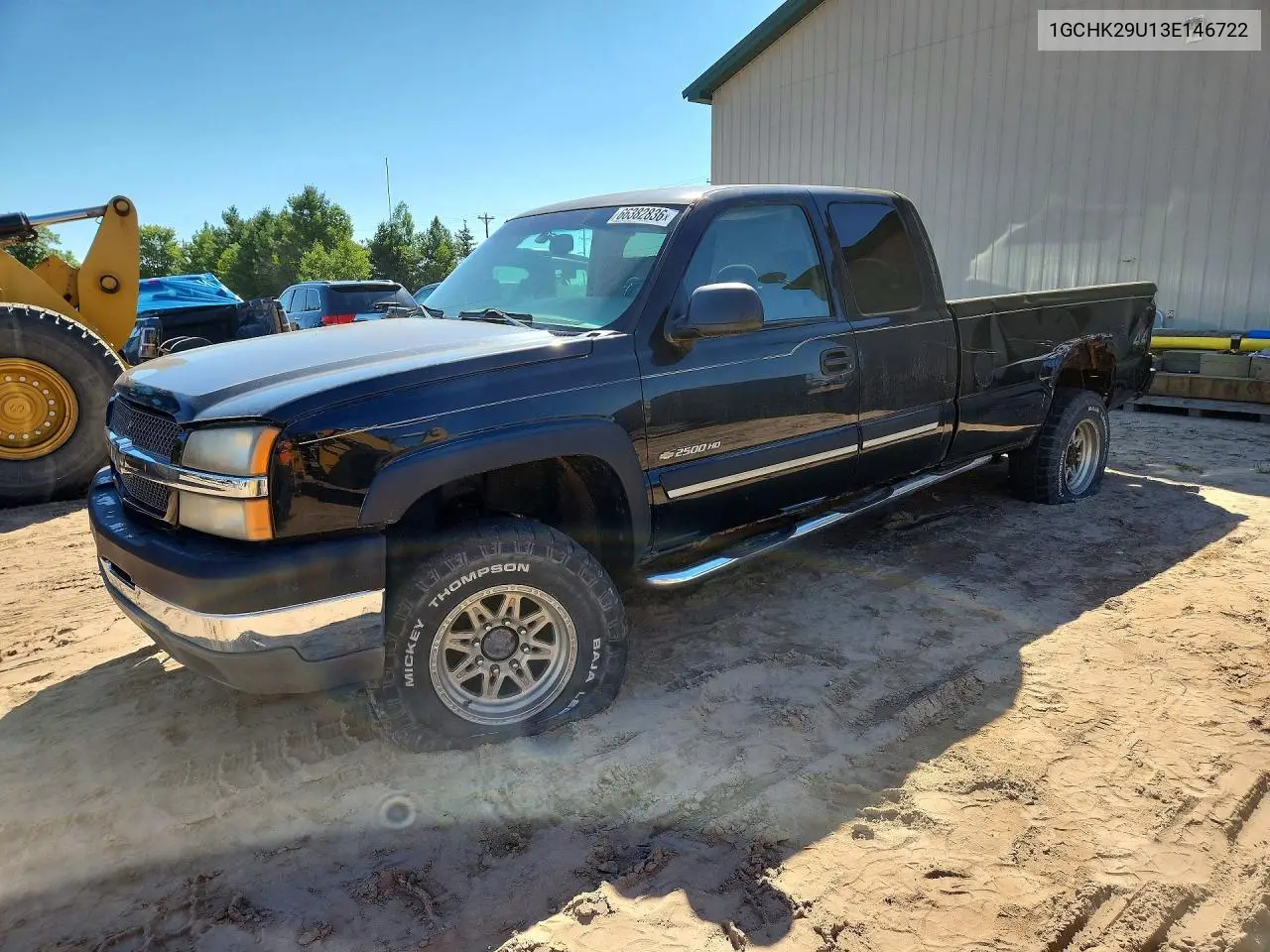 CHEVROLET SILVERADO 2003, VIN 1GCHK29U13E146722