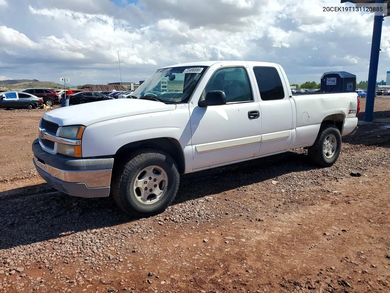 CHEVROLET SILVERADO 2003, VIN 2GCEK19T131120885