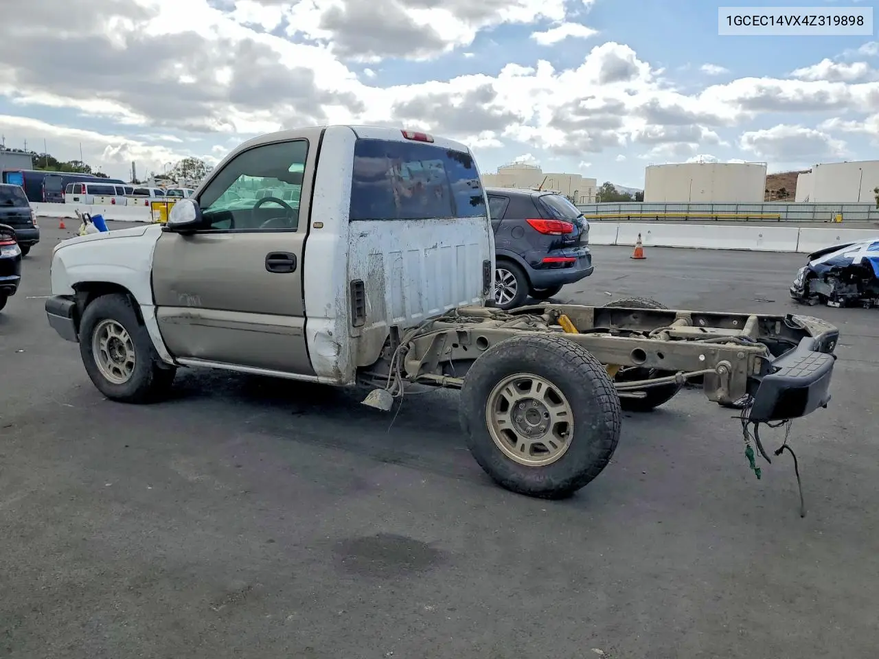 2004 CHEVROLET SILVERADO VIN 1GCEC14VX4Z319898 — фото 2