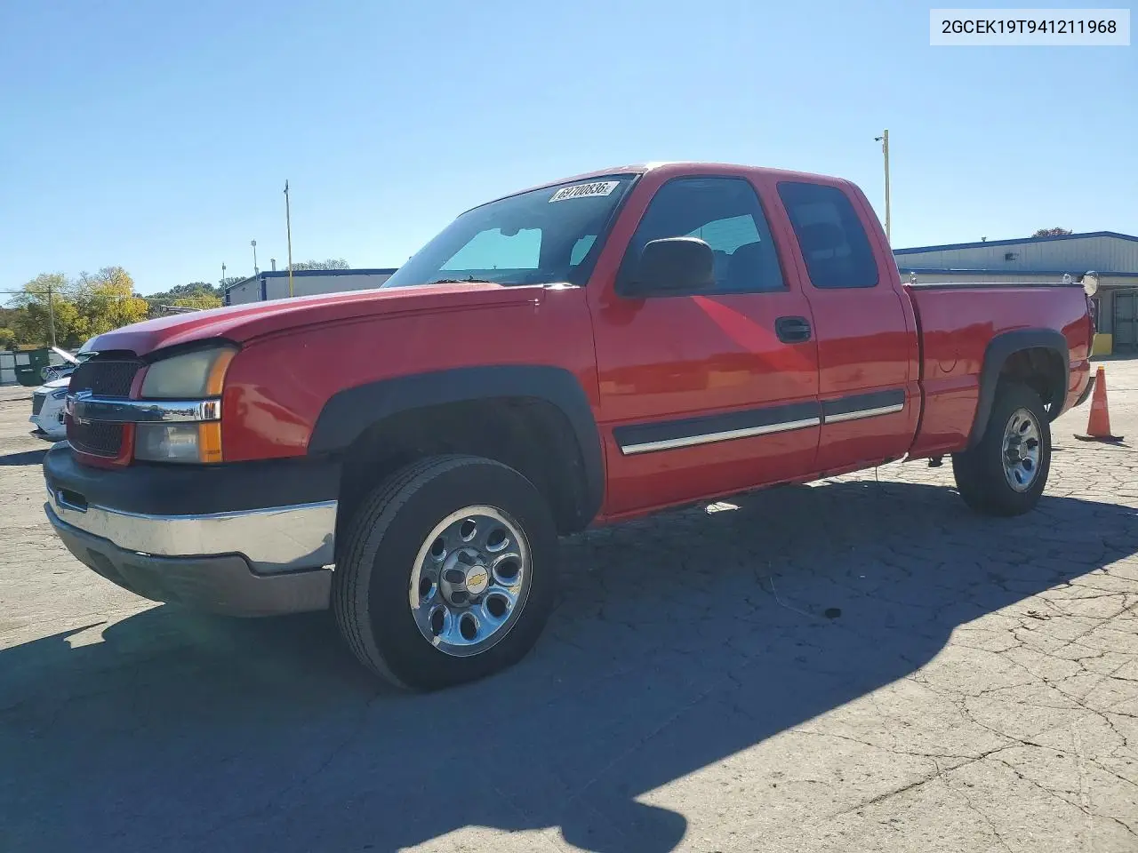 CHEVROLET SILVERADO 2004, VIN 2GCEK19T941211968