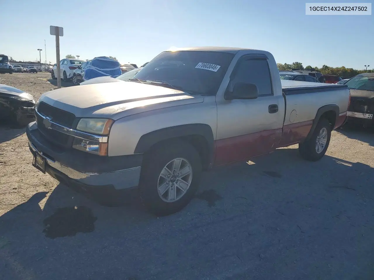 CHEVROLET SILVERADO 2004, VIN 1GCEC14X24Z247502