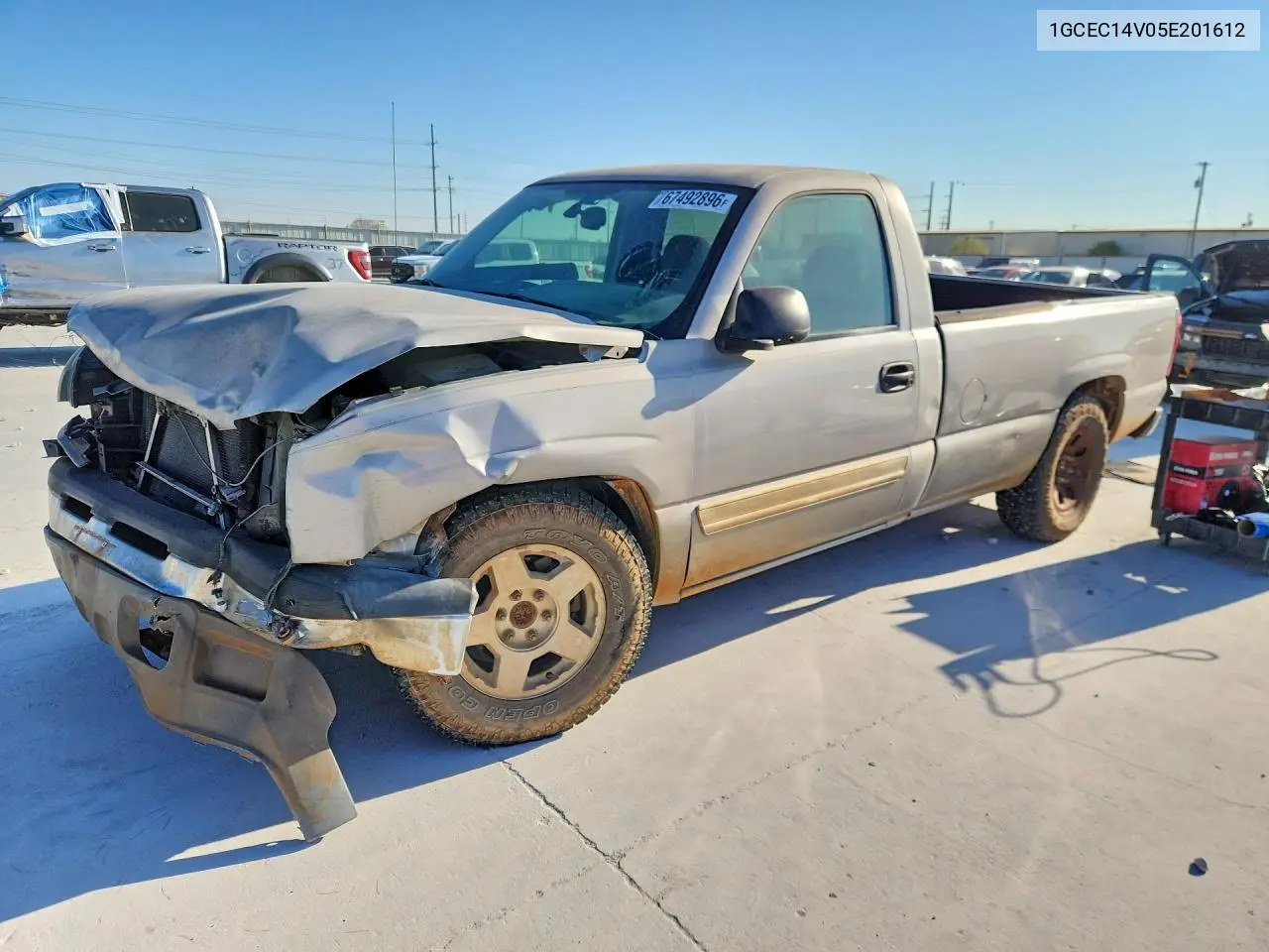 CHEVROLET SILVERADO 2005, VIN 1GCEC14V05E201612