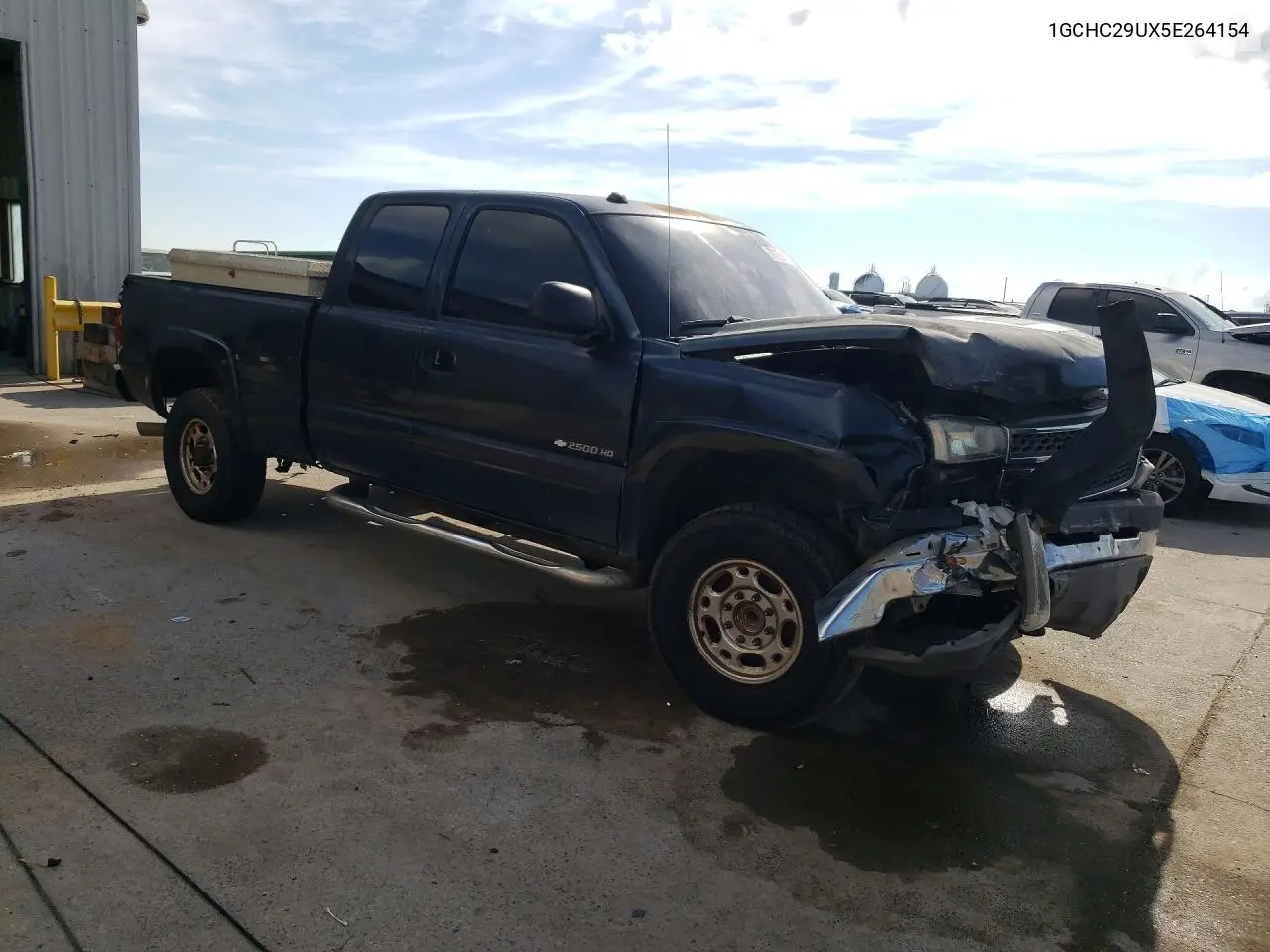 2005 CHEVROLET SILVERADO VIN 1GCHC29UX5E264154 — фото 4