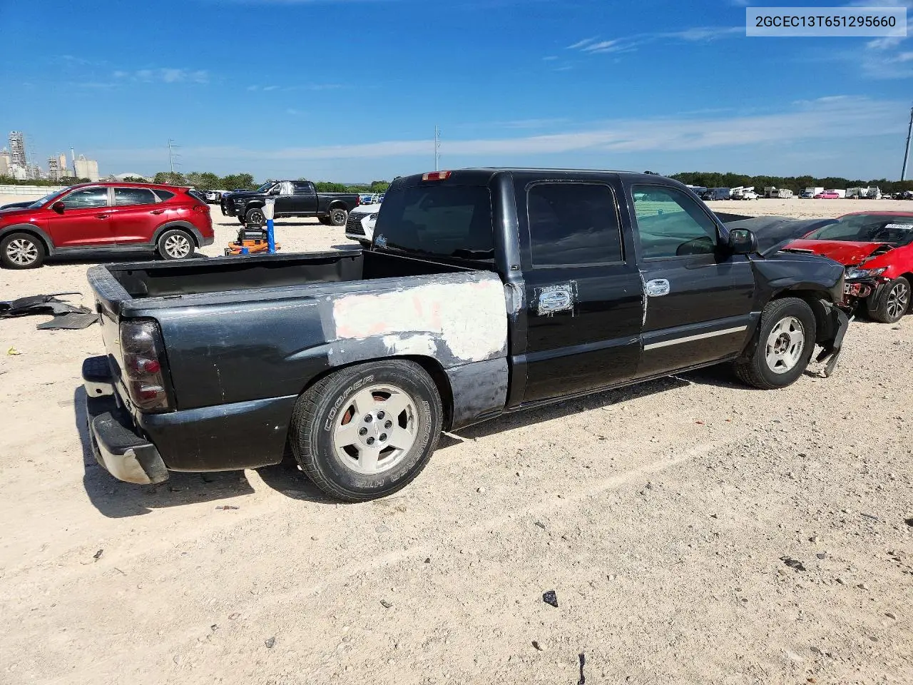 2005 CHEVROLET SILVERADO VIN 2GCEC13T651295660 — фото 3