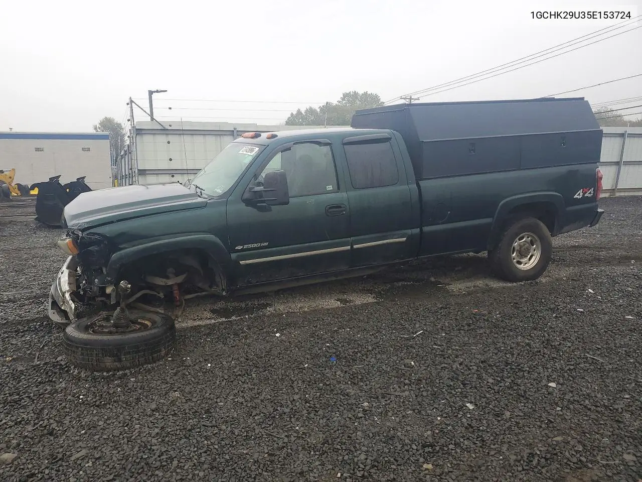 CHEVROLET SILVERADO 2005, VIN 1GCHK29U35E153724
