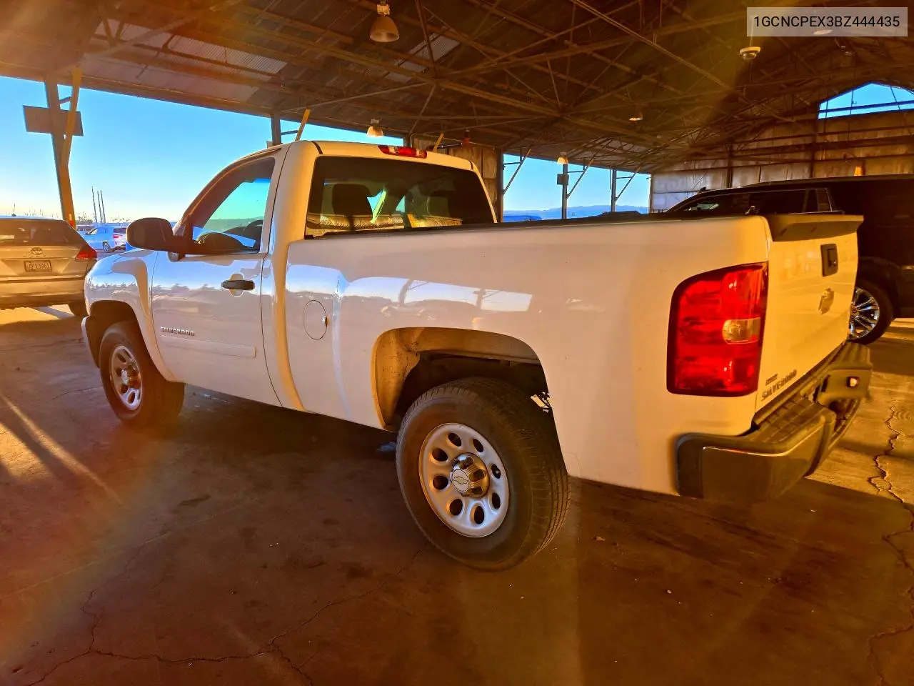 2011 CHEVROLET SILVERADO VIN 1GCNCPEX3BZ444435 — фото 2