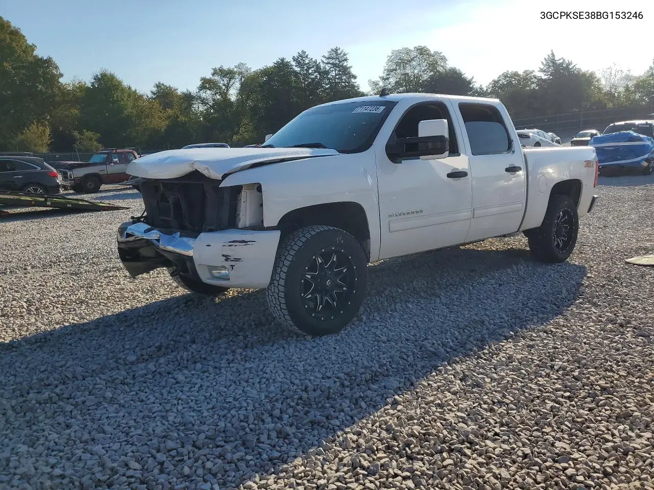 CHEVROLET SILVERADO 2011, VIN 3GCPKSE38BG153246
