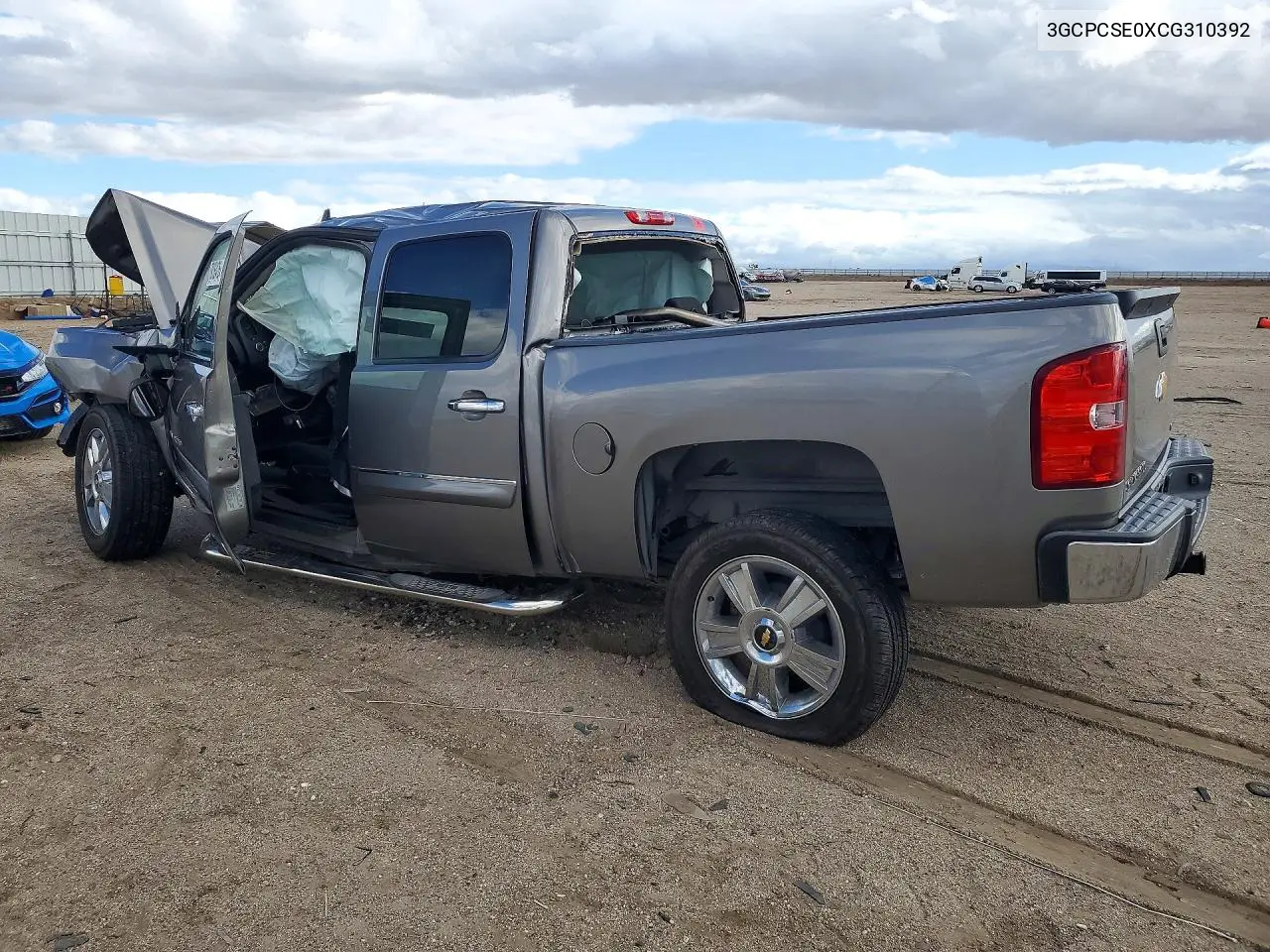 2012 CHEVROLET SILVERADO VIN 3GCPCSE0XCG310392 — фото 2