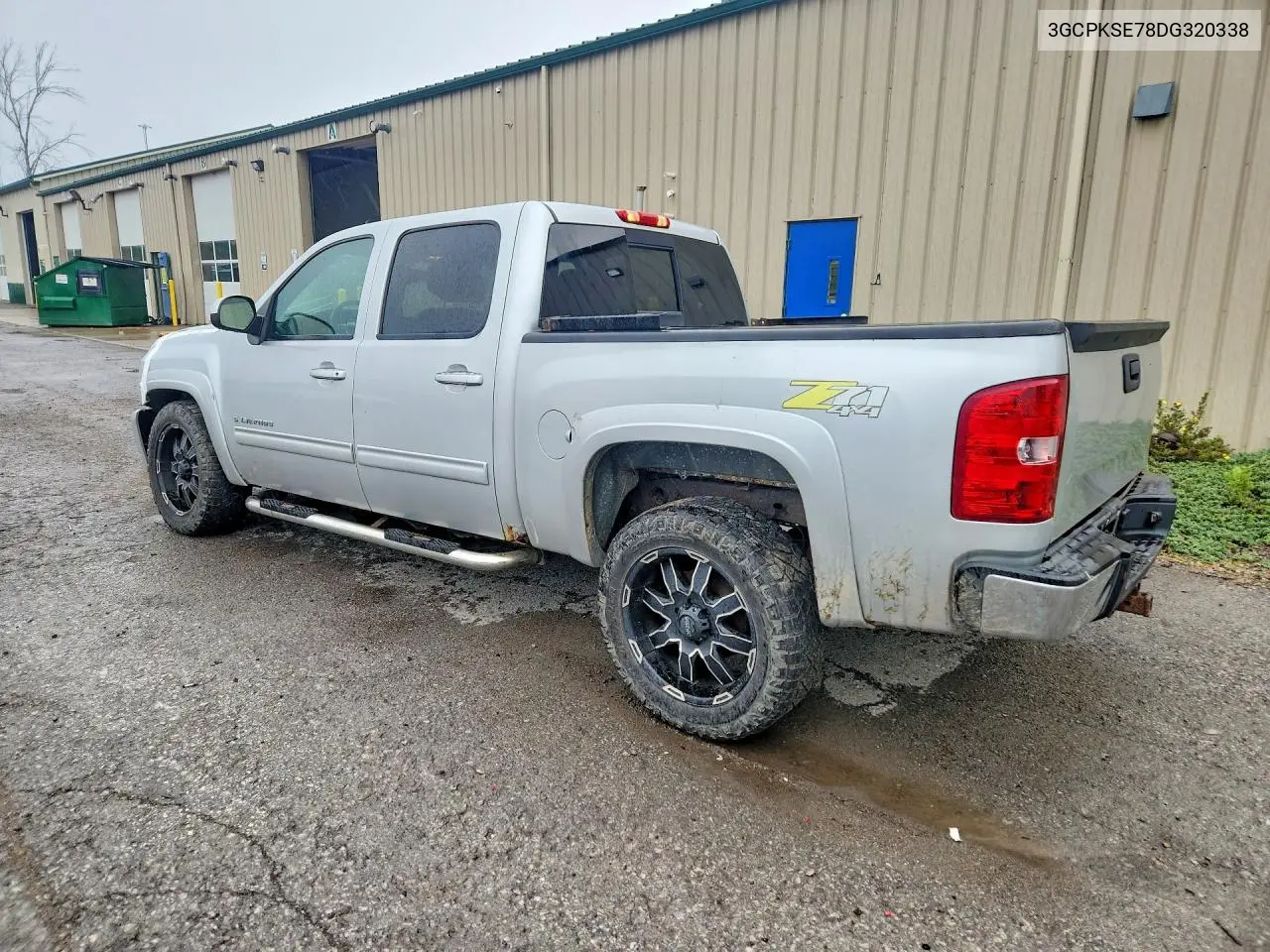 2013 CHEVROLET SILVERADO VIN 3GCPKSE78DG320338 — фото 2