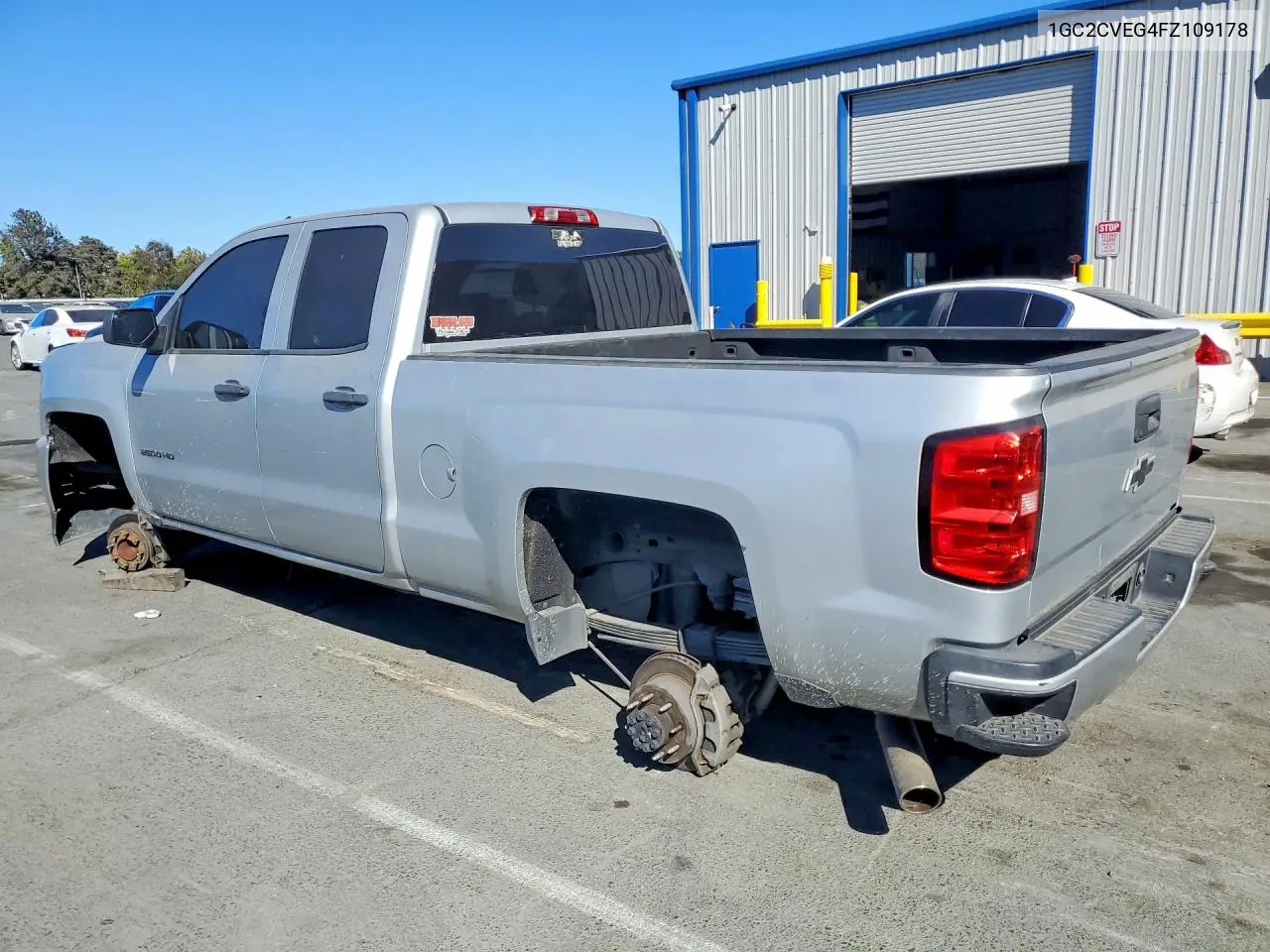 2015 CHEVROLET SILVERADO VIN 1GC2CVEG4FZ109178 — фото 2