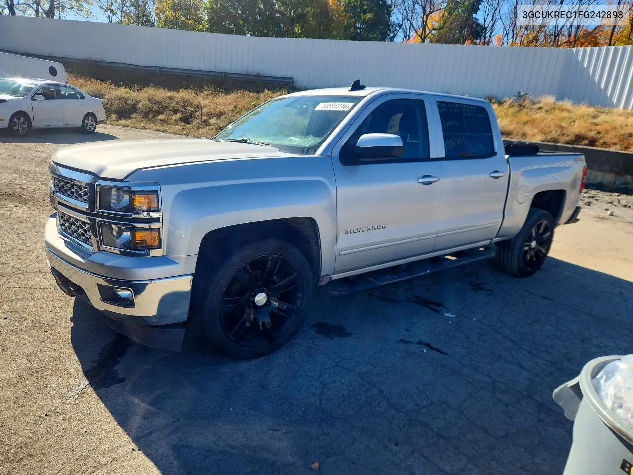 CHEVROLET SILVERADO 2015, VIN 3GCUKREC1FG242898