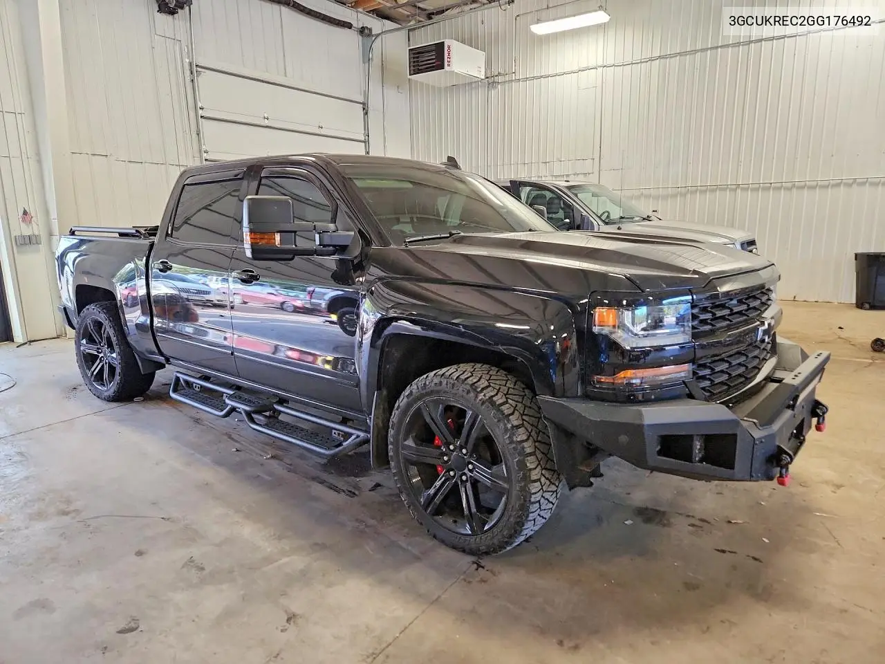 2016 CHEVROLET SILVERADO VIN 3GCUKREC2GG176492 — фото 4