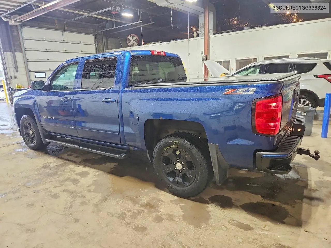 2016 CHEVROLET SILVERADO VIN 3GCUKREC1GG338824 — фото 2