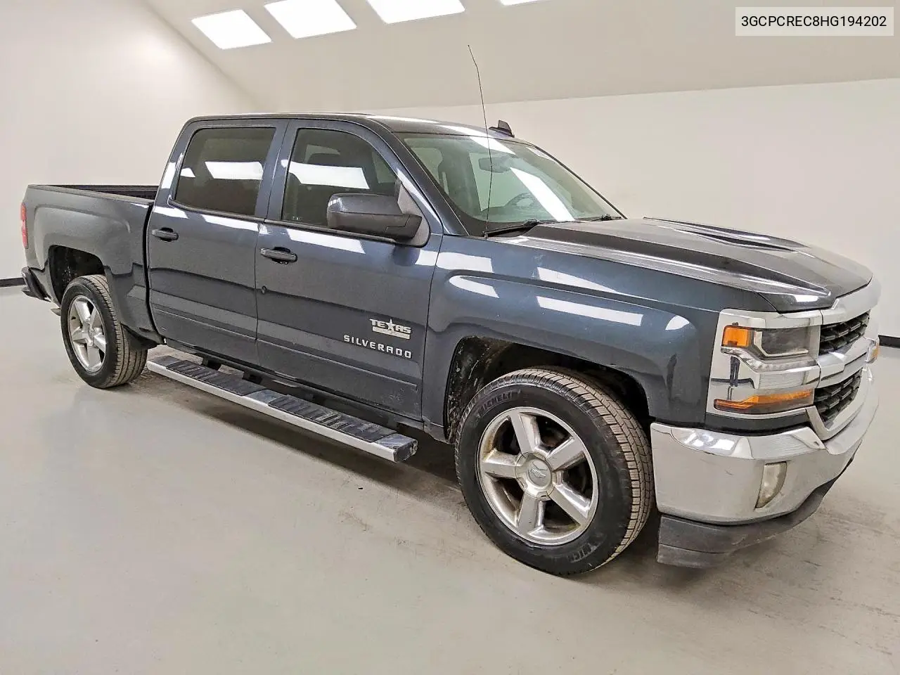 2017 CHEVROLET SILVERADO VIN 3GCPCREC8HG194202 — фото 4