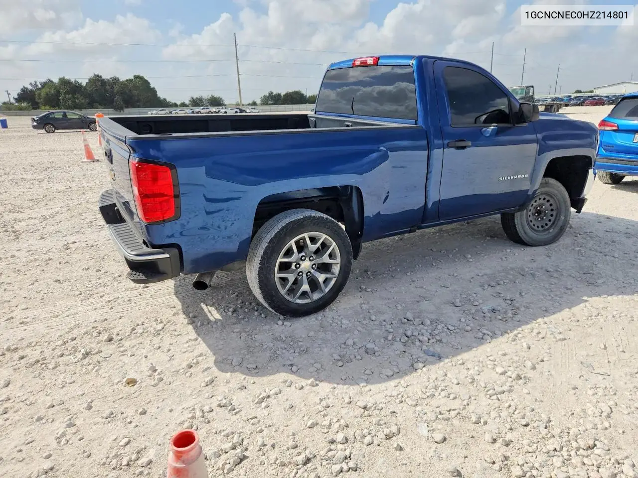 2017 CHEVROLET SILVERADO VIN 1GCNCNEC0HZ214801 — фото 3