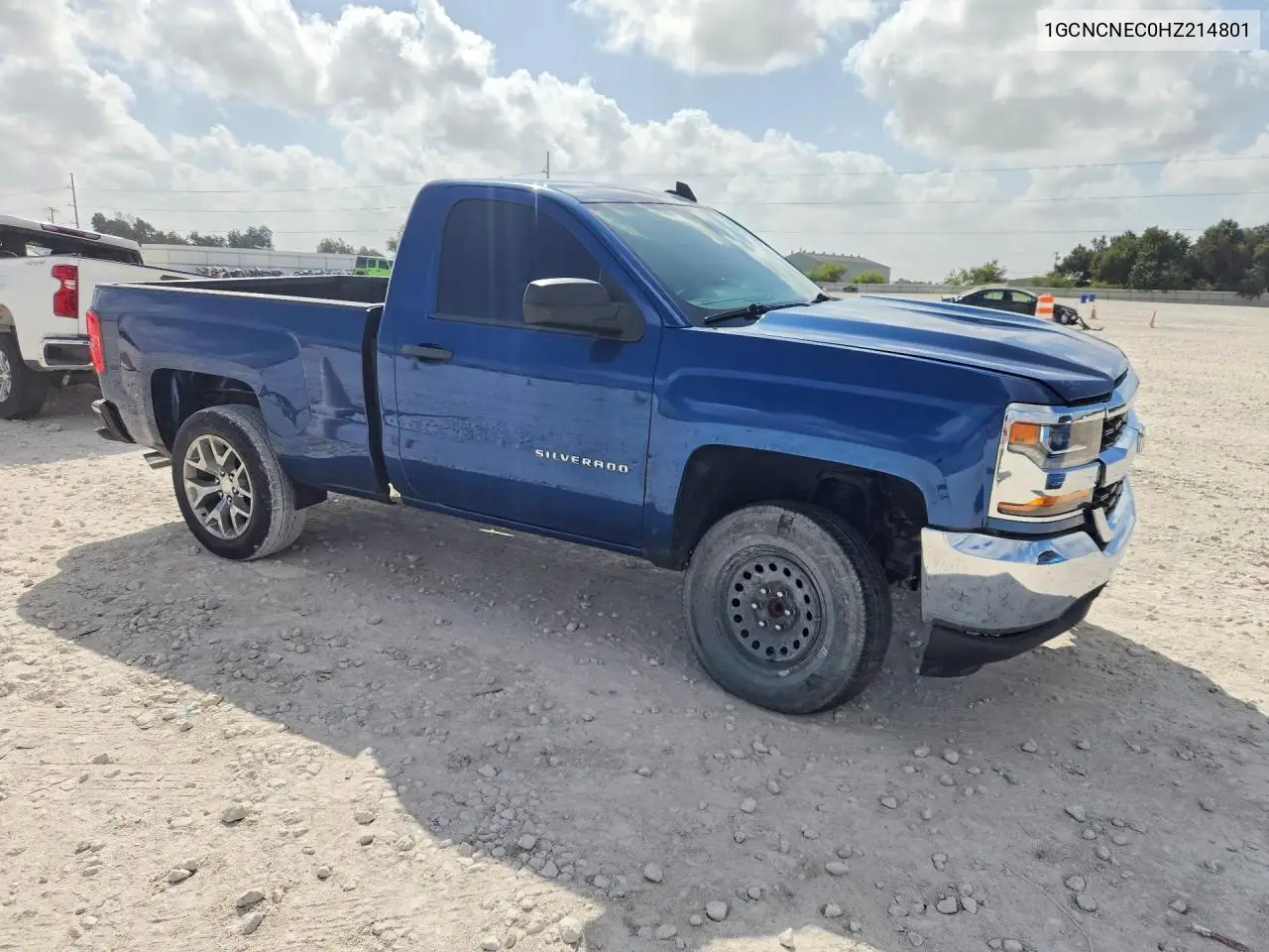 2017 CHEVROLET SILVERADO VIN 1GCNCNEC0HZ214801 — фото 4