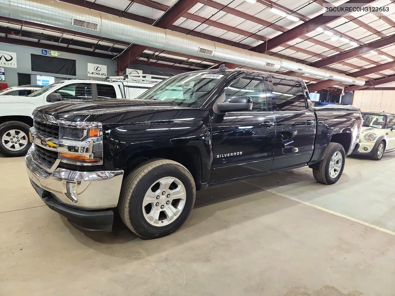 CHEVROLET SILVERADO 2017, VIN 3GCUKREC0HG123663