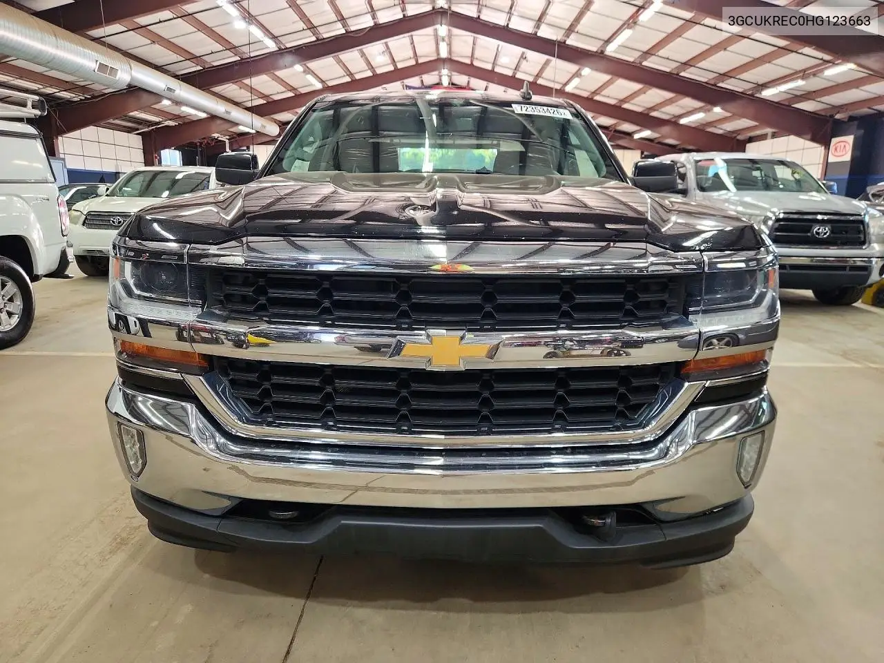 2017 CHEVROLET SILVERADO VIN 3GCUKREC0HG123663 — фото 5
