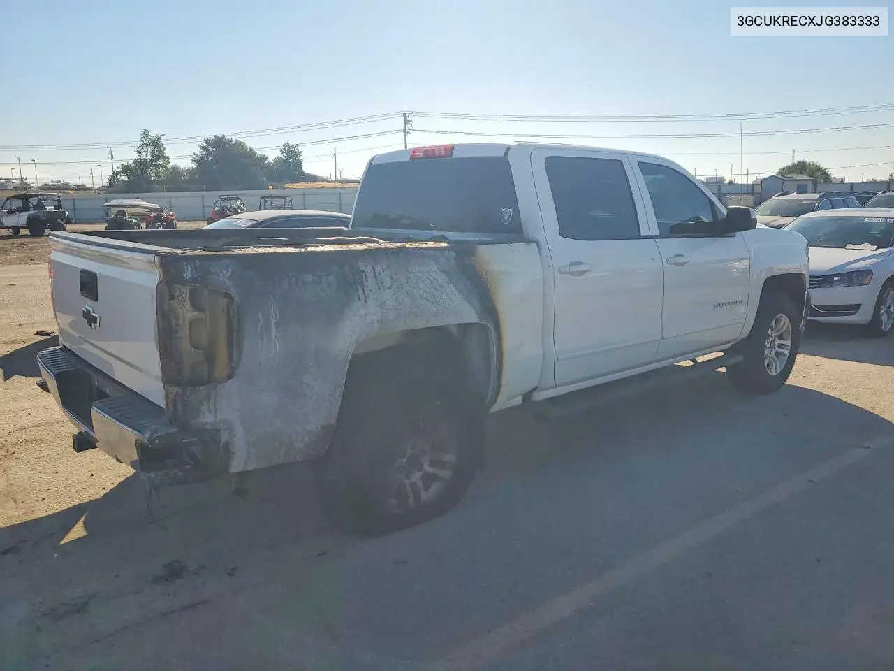 2018 CHEVROLET SILVERADO VIN 3GCUKRECXJG383333 — фото 3