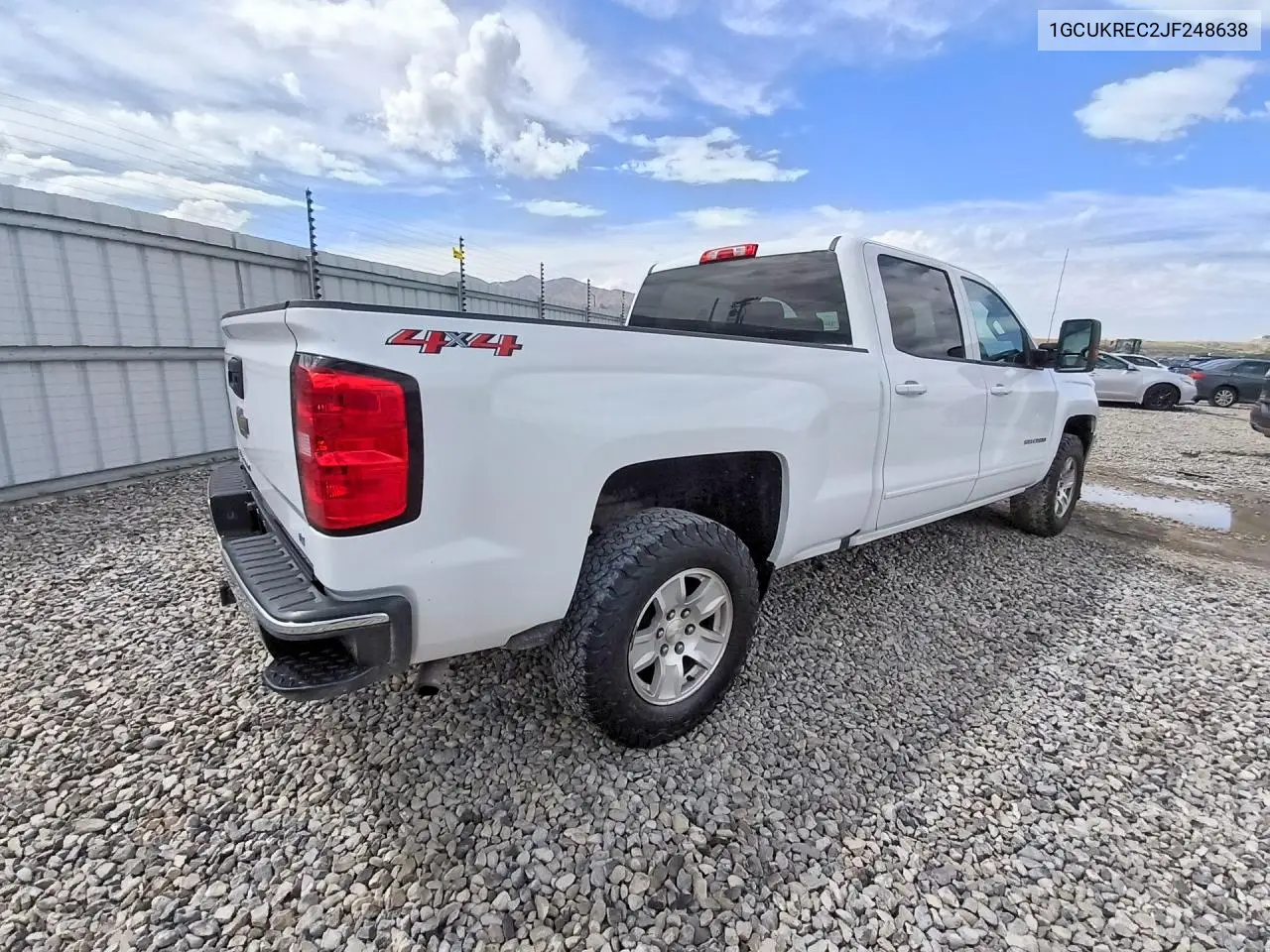 2018 CHEVROLET SILVERADO VIN 1GCUKREC2JF248638 — фото 3