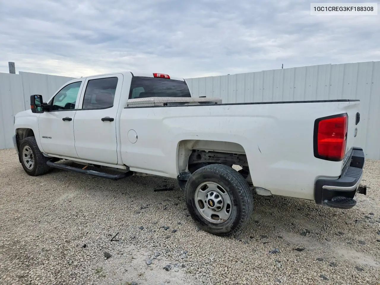 2019 CHEVROLET SILVERADO VIN 1GC1CREG3KF188308 — фото 2