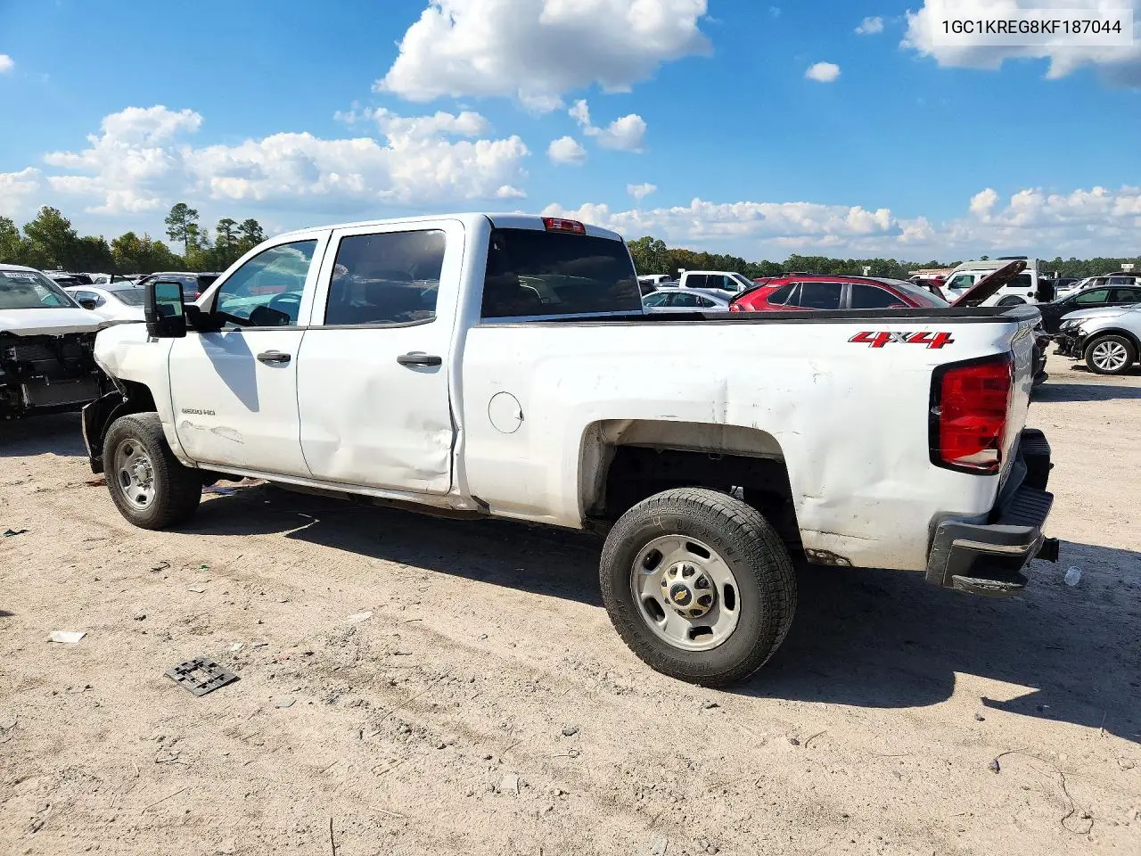 2019 CHEVROLET SILVERADO VIN 1GC1KREG8KF187044 — фото 2