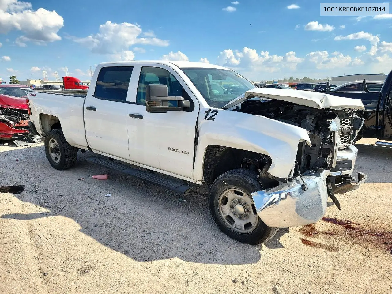2019 CHEVROLET SILVERADO VIN 1GC1KREG8KF187044 — фото 4