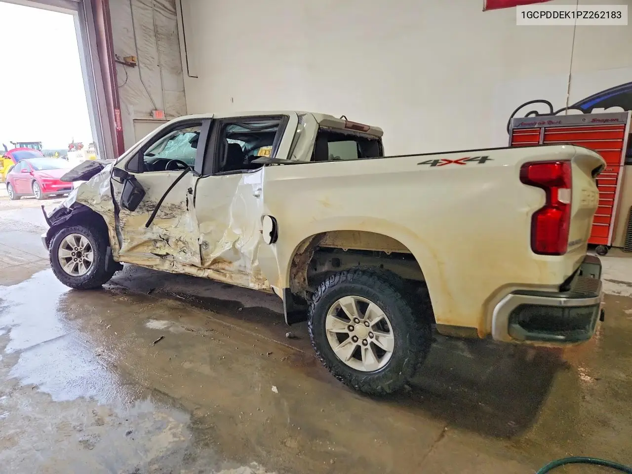 2023 CHEVROLET SILVERADO VIN 1GCPDDEK1PZ262183 — фото 2