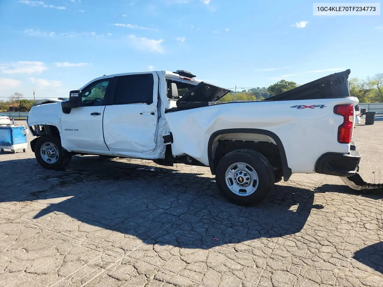2026 CHEVROLET SILVERADO VIN 1GC4KLE70TF234773 — фото 2