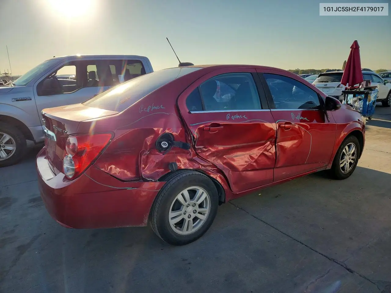 2015 CHEVROLET SONIC VIN 1G1JC5SH2F4179017 — фото 3