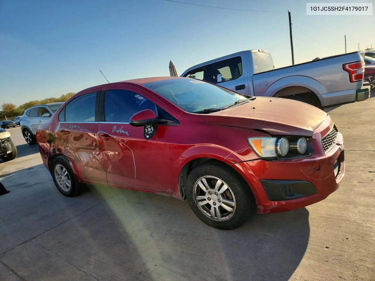 2015 CHEVROLET SONIC VIN 1G1JC5SH2F4179017 — фото 4