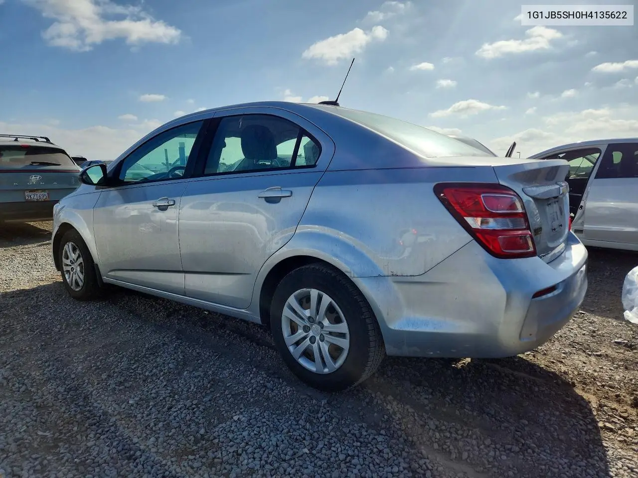 2017 CHEVROLET SONIC VIN 1G1JB5SH0H4135622 — фото 2