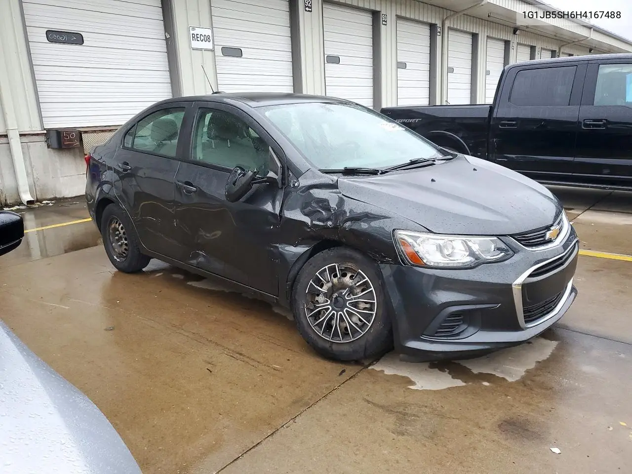 2017 CHEVROLET SONIC VIN 1G1JB5SH6H4167488 — фото 4
