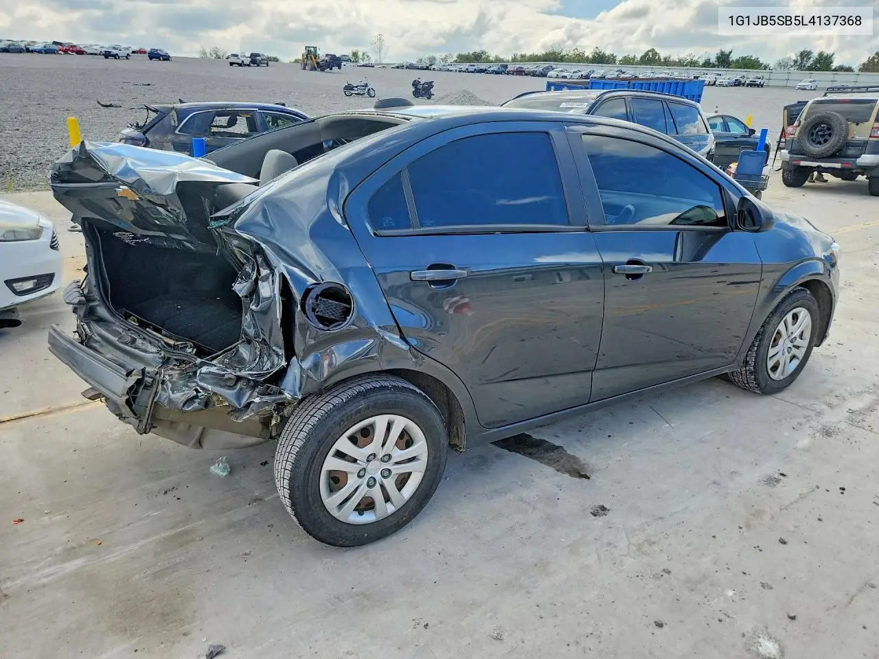 2020 CHEVROLET SONIC VIN 1G1JB5SB5L4137368 — фото 3
