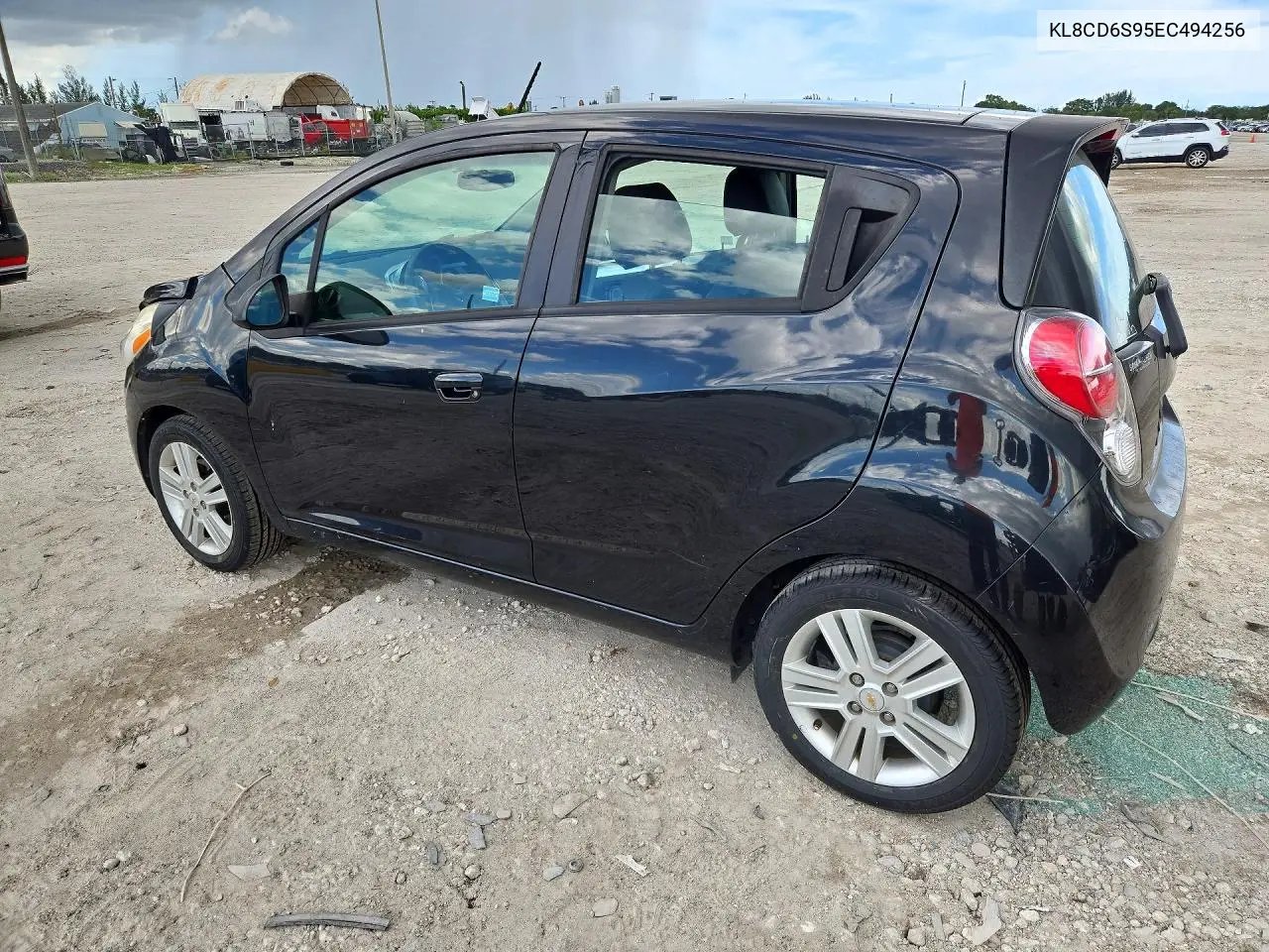 2014 CHEVROLET SPARK VIN KL8CD6S95EC494256 — фото 2