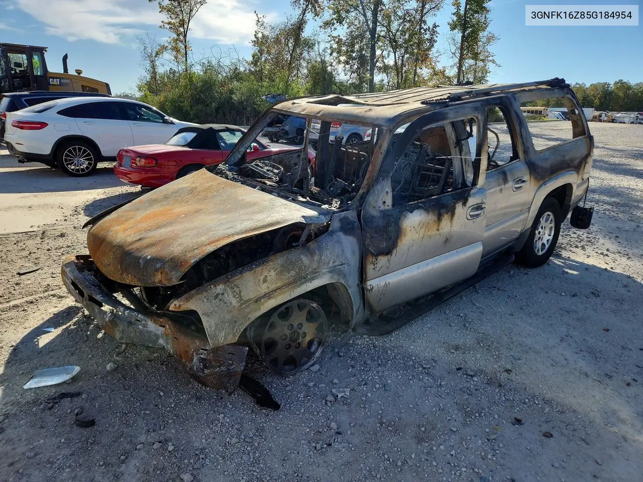 CHEVROLET SUBURBAN 2005, VIN 3GNFK16Z85G184954