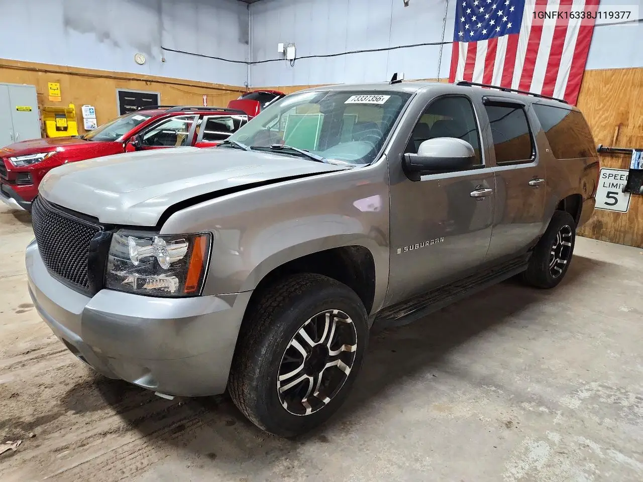 CHEVROLET SUBURBAN 2008, VIN 1GNFK16338J119377