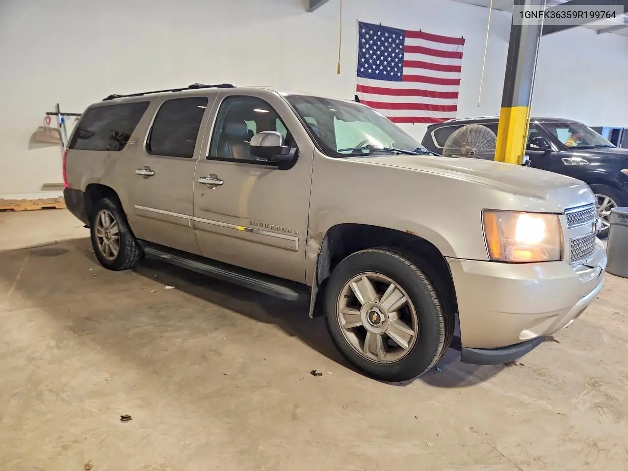 2009 CHEVROLET SUBURBAN VIN 1GNFK36359R199764 — фото 4