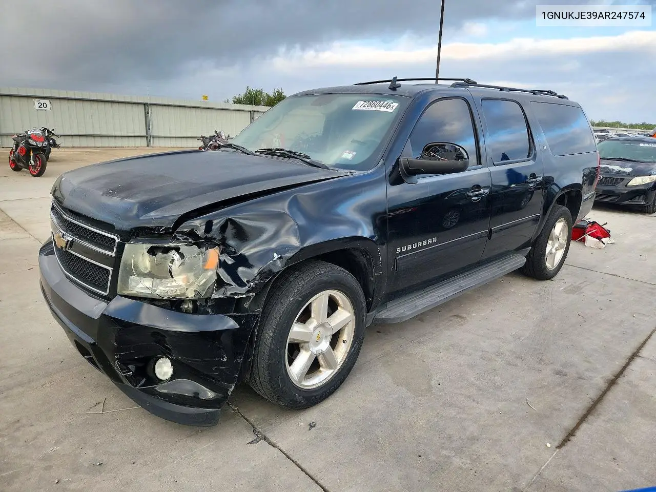 CHEVROLET SUBURBAN 2010, VIN 1GNUKJE39AR247574