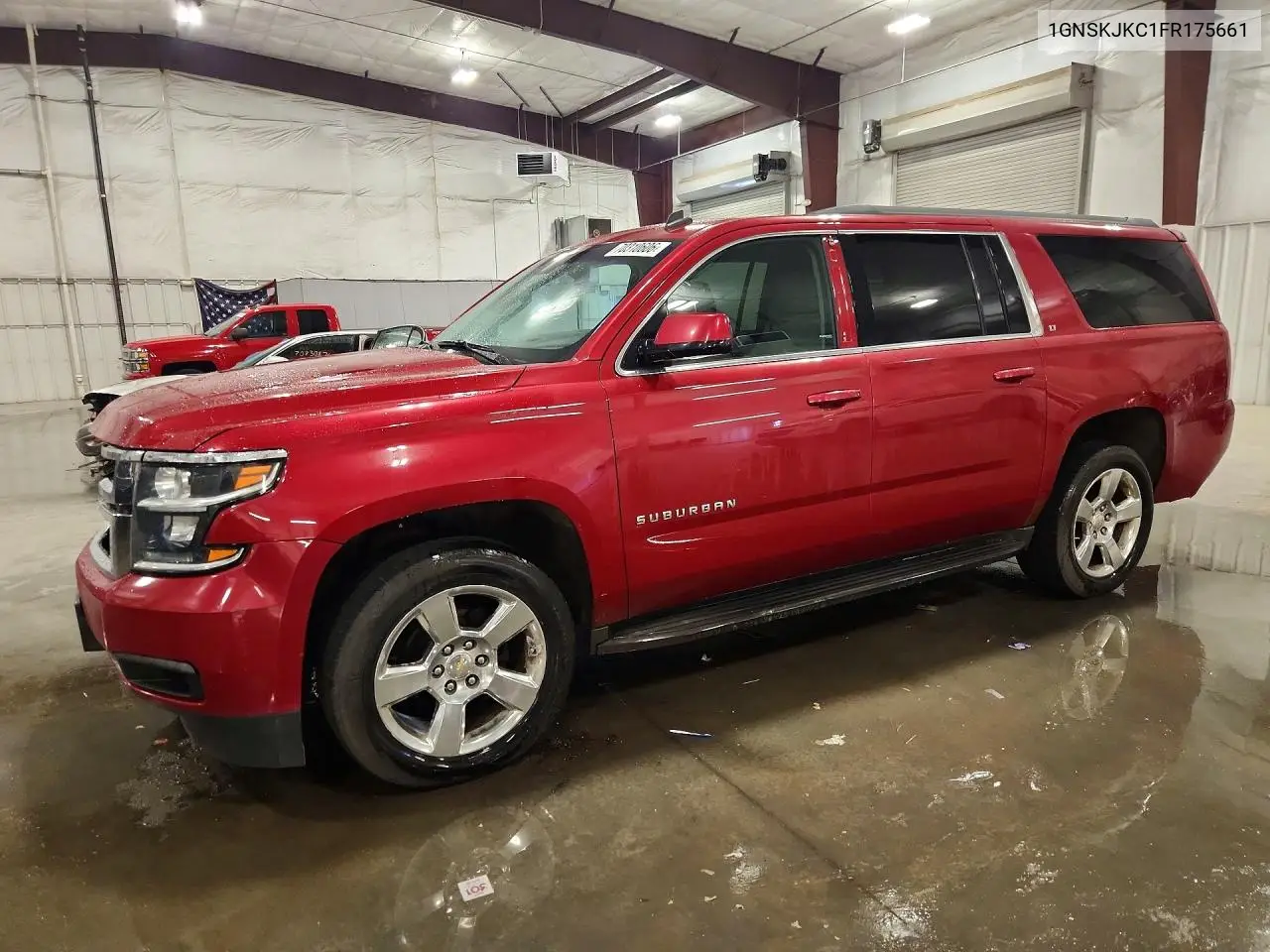 CHEVROLET SUBURBAN 2015, VIN 1GNSKJKC1FR175661