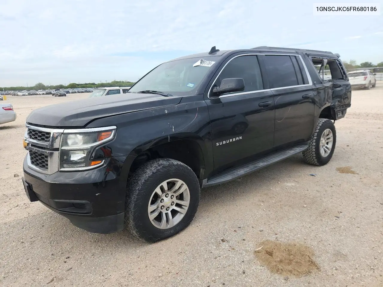 CHEVROLET SUBURBAN 2015, VIN 1GNSCJKC6FR680186