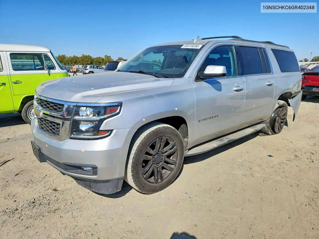 CHEVROLET SUBURBAN 2016, VIN 1GNSCHKC6GR402348